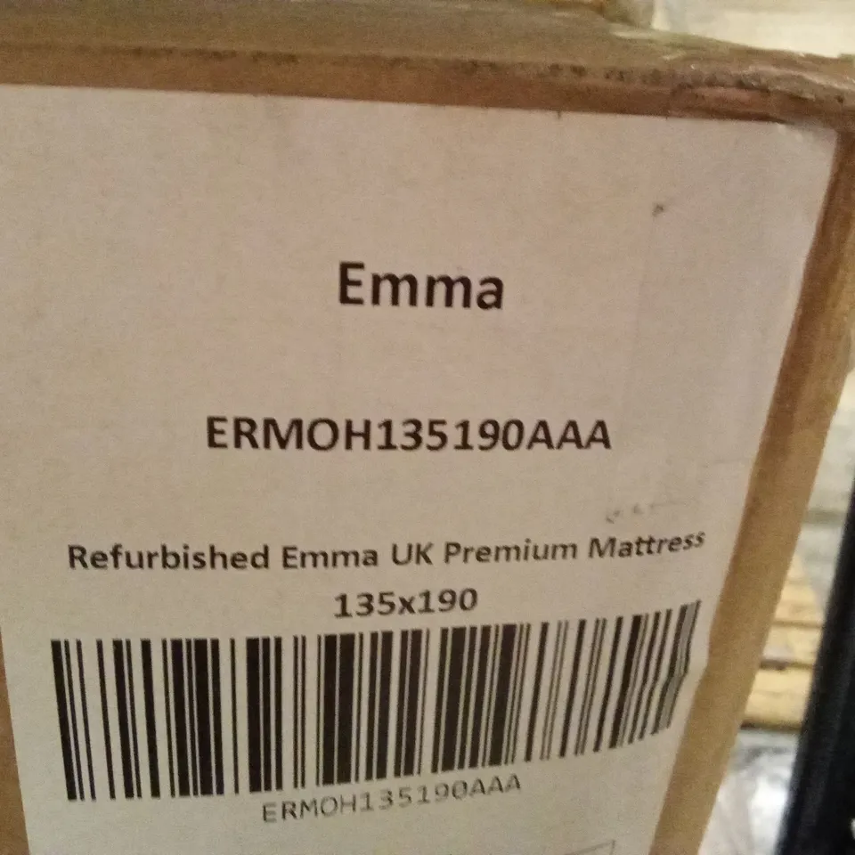 BOXED AND ROLLED MANUFACTURER REFURBISHED EMMA UK PREMIUM MATTRESS 135 X 190CM (DOUBLE SIZE)