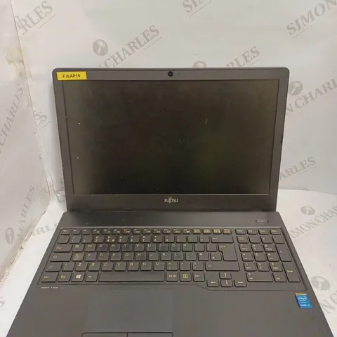 FUJITSU LIFEBOOK A555 LAPTOP