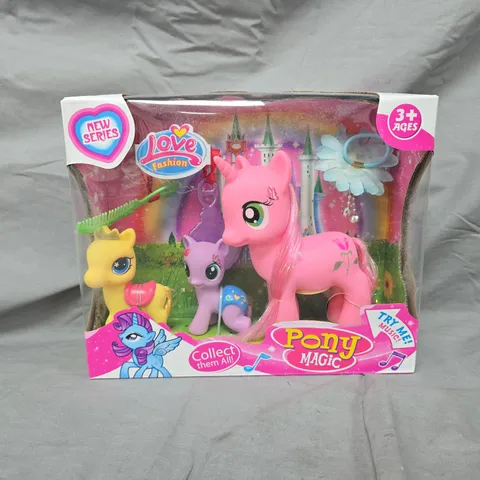 PONY MAGIC LOVE FASHION TOY SET