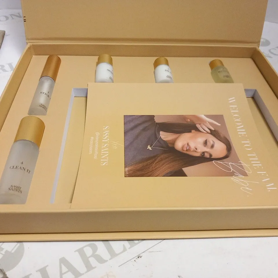 BOXED SASSY SAINT BROW LIFT KIT 