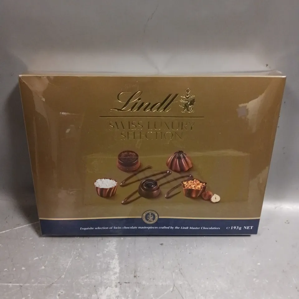 SEALED LINDT SWISS LUXURY SELECTION 