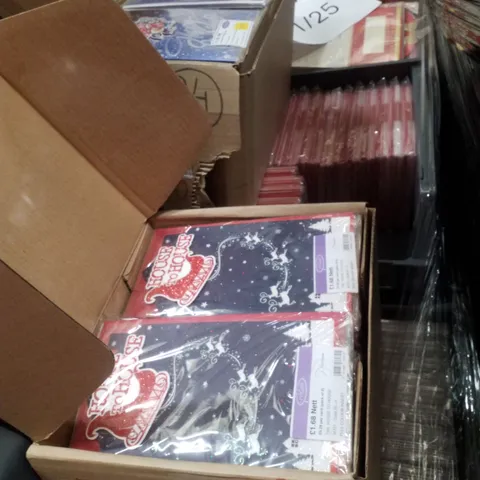 PALLET CONTAINING ASSORTED GREETINGS CARDS