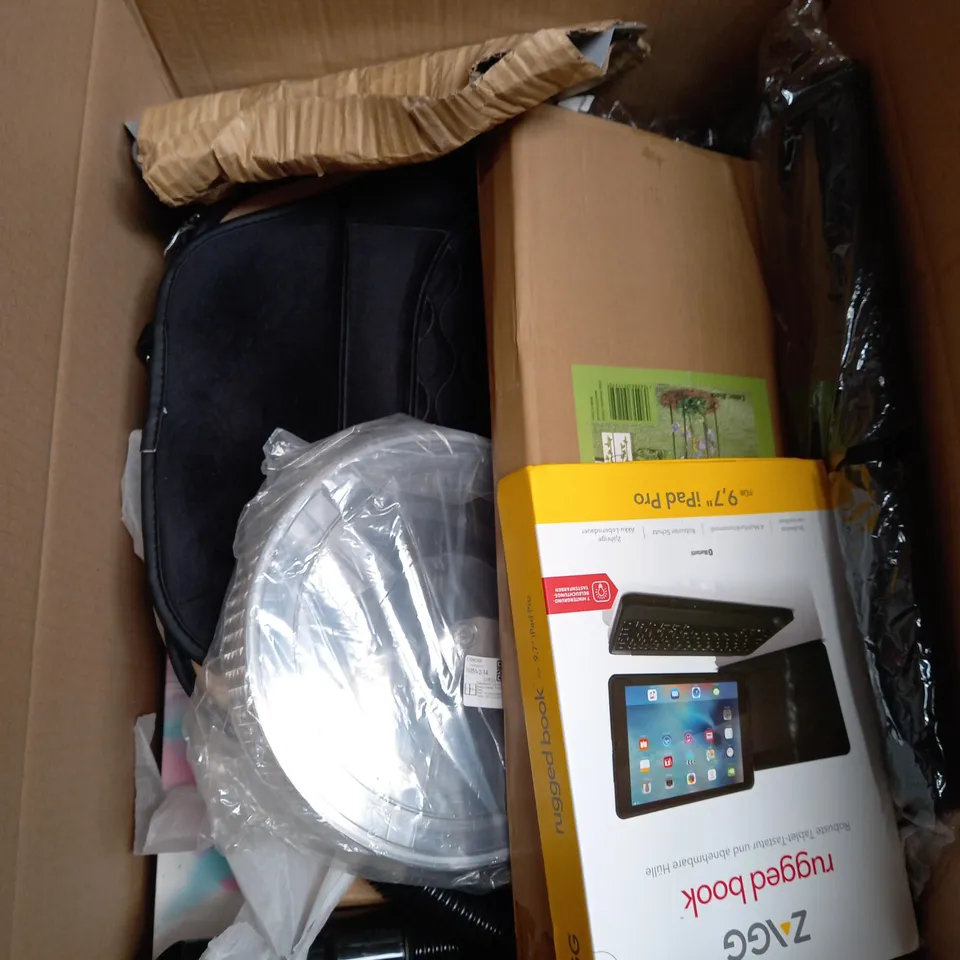 BOX OF APROXIMATELY 12 ASSORTED HOUSEHOLD ITEMS TO INCLUDE BLINDS, BLANKETS PLASTIC CUPS  , ETC 