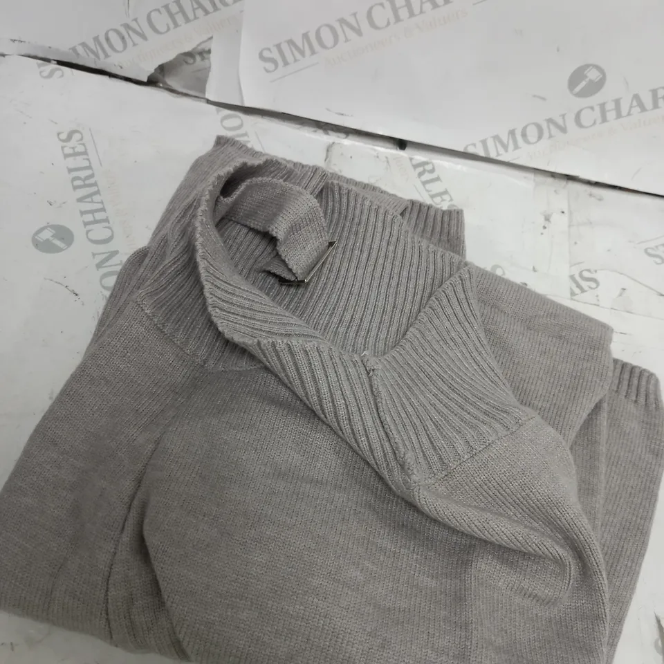 MATCHING GREY CROPPED JACKET AND FLARED PANTS - ZE M