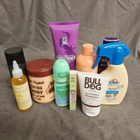 APPROXIMATELY 20 ASSORTED HEALTH & BEAUTY PRODUCTS TO INCLUDE - HAIRBURST CONDITIONER - PIXI BROW TAMER - HAIR SYRUP LEMON-AID TREATMENT - ETC