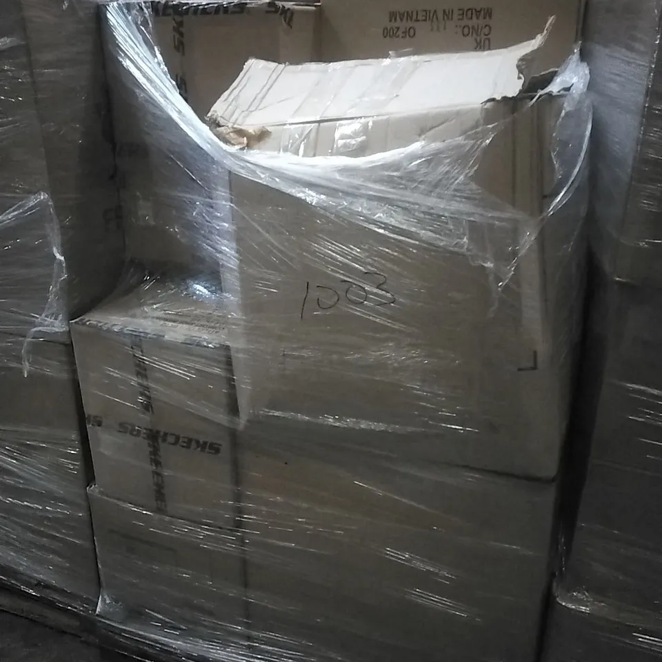 PALLET OF MIXED HALLOWEEN STOCK 