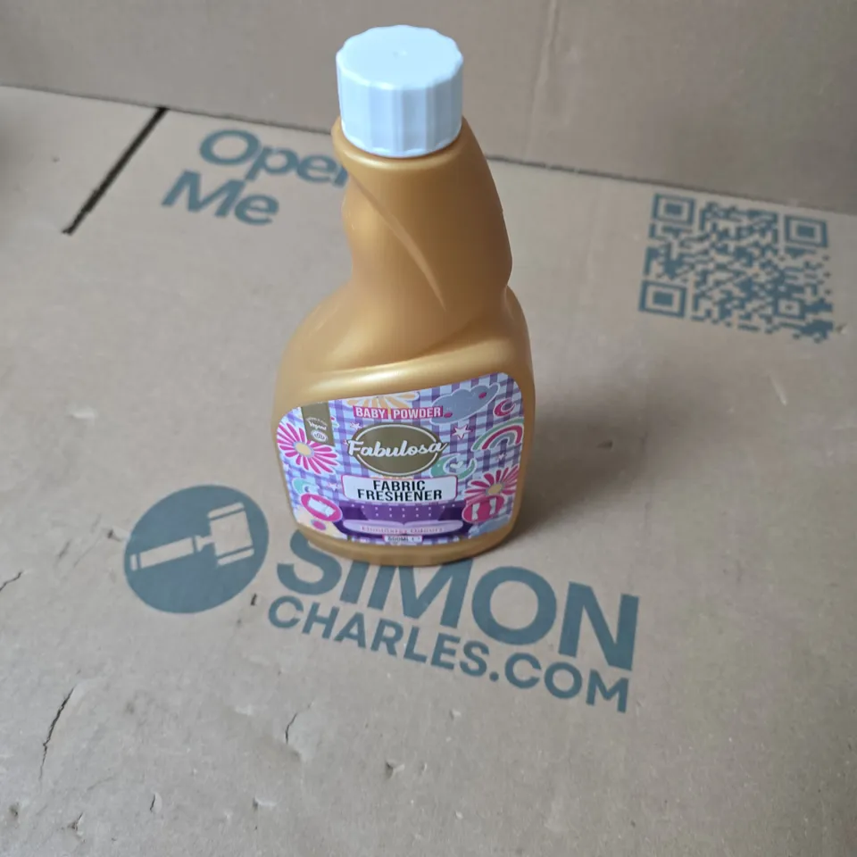 APPROXIMATELY 12 ASSORTED HOUSEHOLD LIQUIDS INCLUDING EXPOXY RESIN , FABULOSA MULTI PURPOSE CLEANER AND FABULOSA FABRIC FRESHENER 