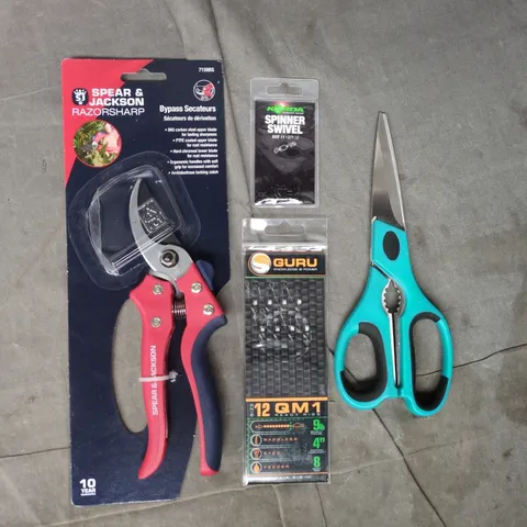 APPROXIMATELY 10 ASSORTED HOUSEHOLD ITEMS TO INCLUDE BYPASS SECATEURS, SPINNER SWIVEL, ETC - COLLECTION ONLY
