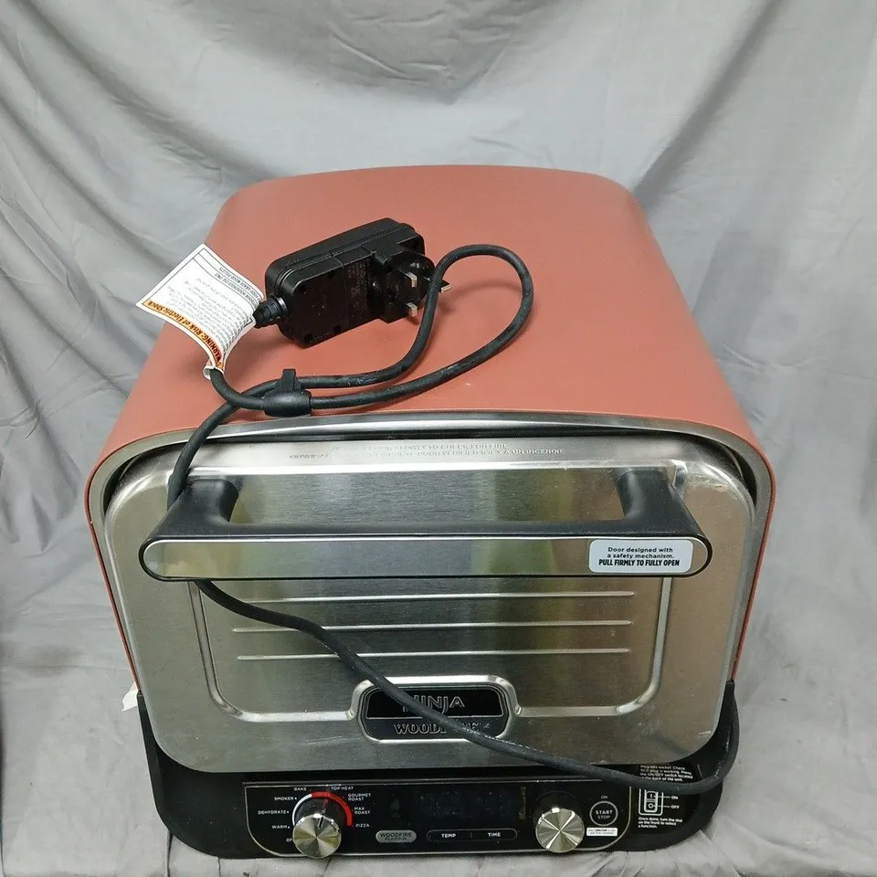 NINJA OUTDOOR WOODFIRE PIZZA OVEN - COLLECTION ONLY