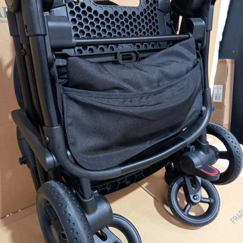 AIRO STROLLER BLACK