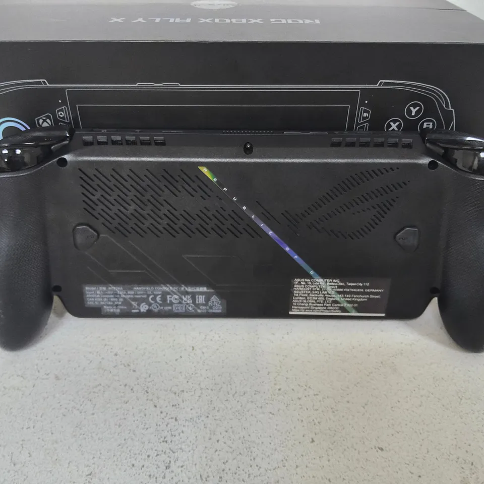 BOXED ROG BOX ALLY X HANDHELD GAMING CONSOLE IN BLACK - RC73XA