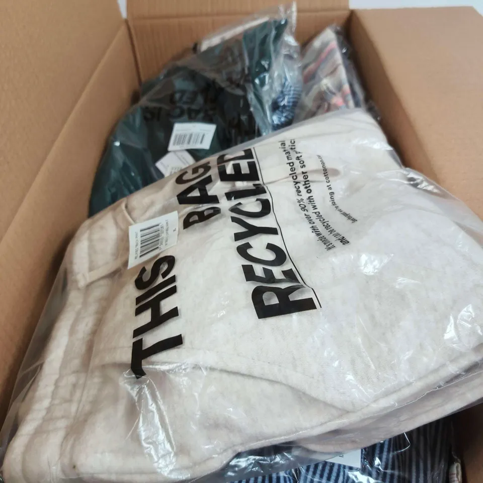 BOX OF APPROXIMATELY 20 ASSORTED CLOTHING ITEMS TO INCLUDE AIRY SOFT ROLL WAIST PANTS, RELAXED TRACK PANTS ETC