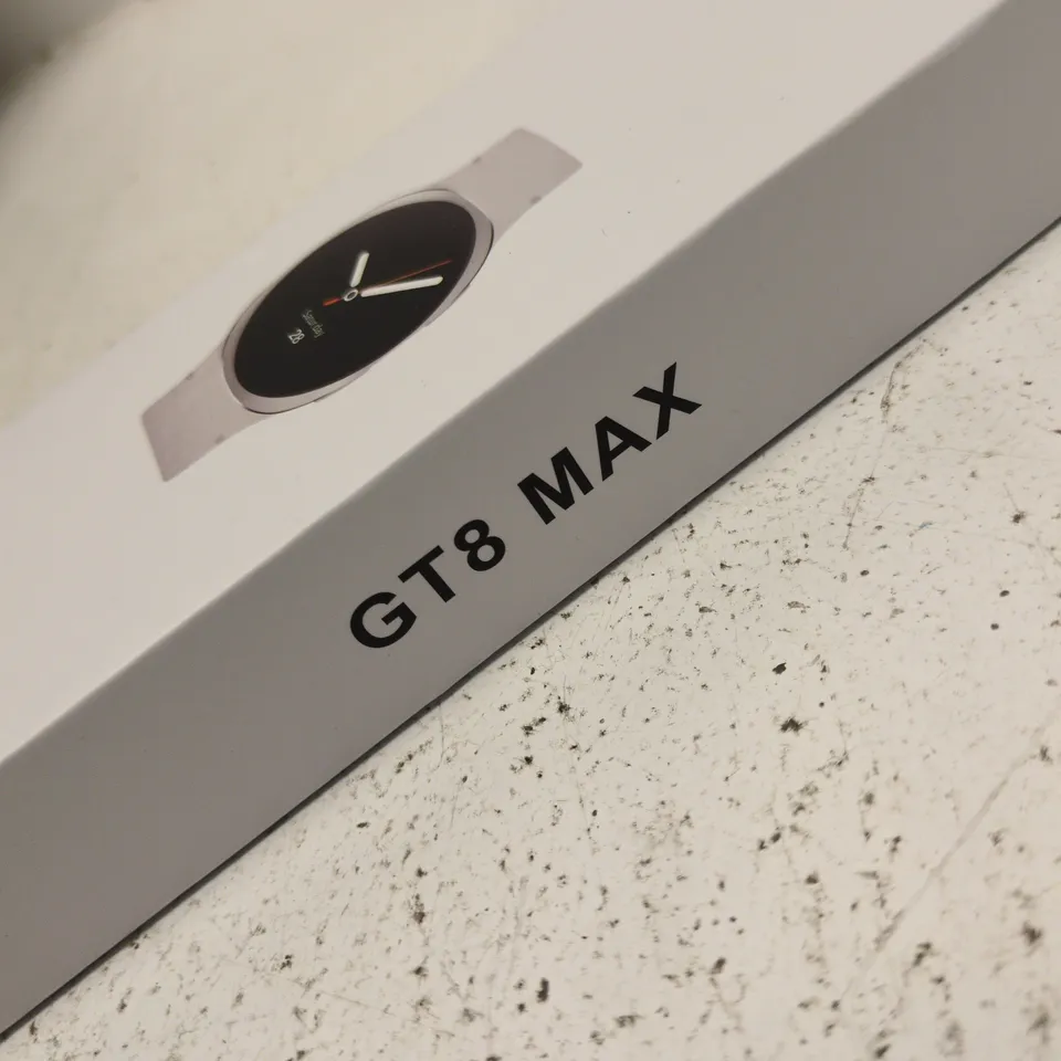 GT8 MAX Smartwatch – 44mm, White Band, Boxed