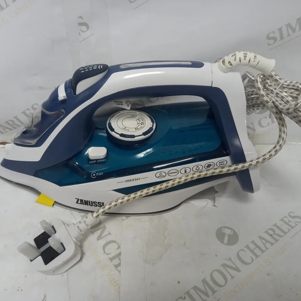 ZANUSSI ZSI-9270-BL IRON DRY & STEAM IRON, BLUE & WHITE