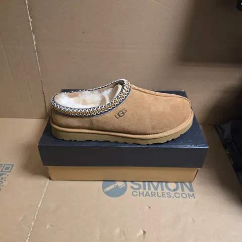 UGG TASMAN II LIGHT BROWN SUEDE MOCCASIN SLIPPERS – UK 9 (MEN)