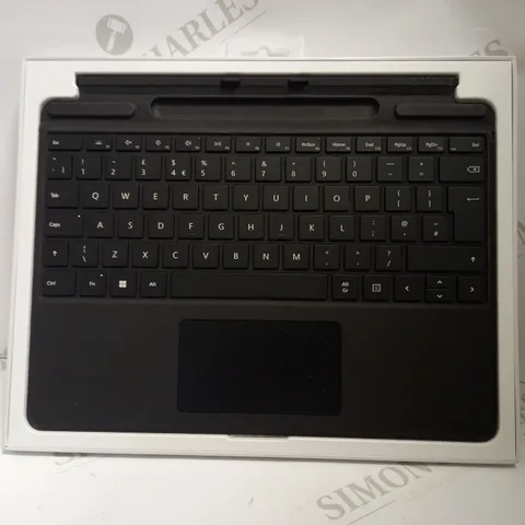 MICROSOFT SURFACE PRO SIGNATURE KEYBOARD