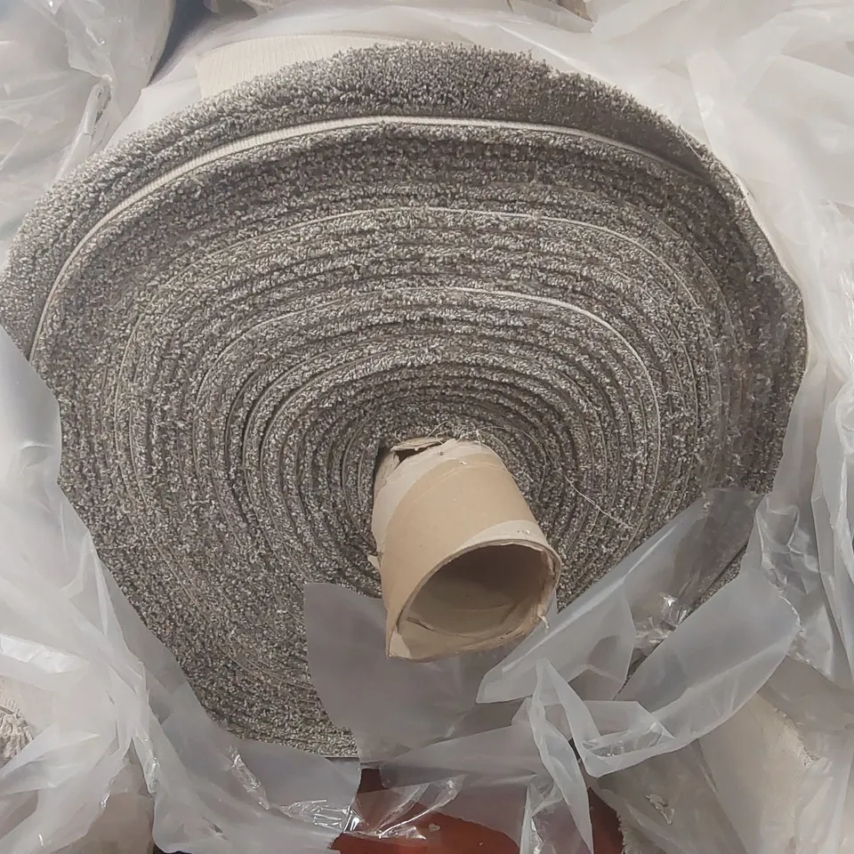 ROLL OF QUALITY FIRST IMPRESSIONS DELIGHT CARPET - APPROXIMATELY 30 x 4m