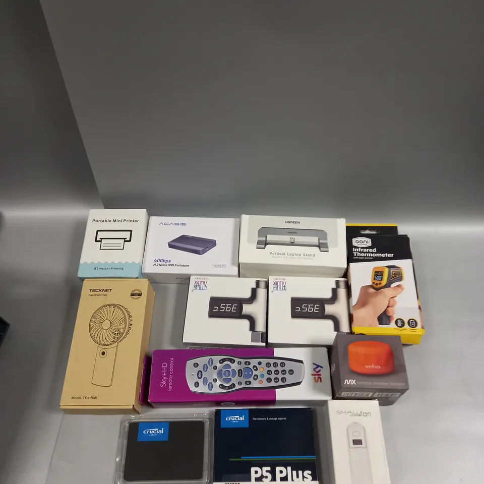 ASSORTED ELECTRICAL GOODS TO INCLUDE SKY HD REMOTE, PORTABLE MINI PRINTER, AND TECKNET HANDHELD FAN ETC. 