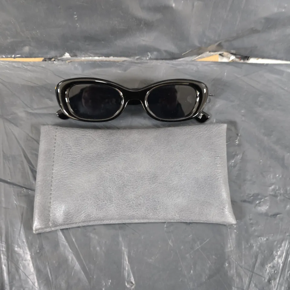AIRE CALISTO BLACK SUNGLASSES