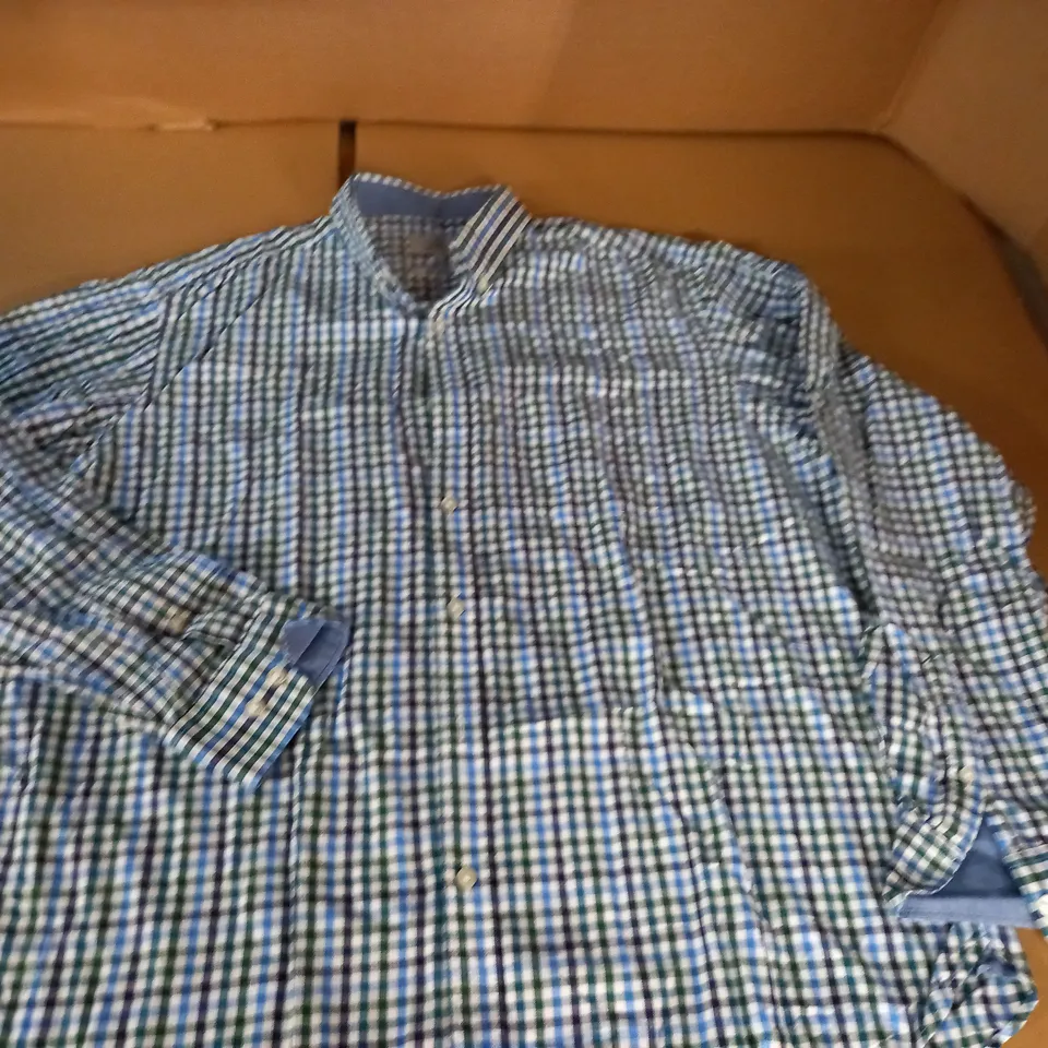 M&S REGULAR FIT SHIRT - XL