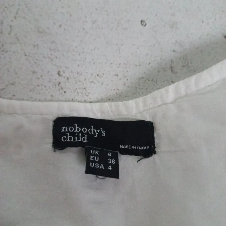 NOBODY'S CHILD WHITE EYELET TANK TOP – UK 8 (EU 36, USA 4)