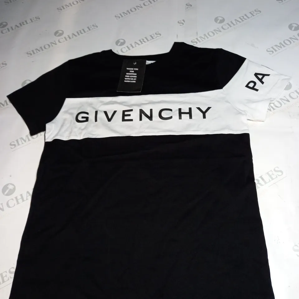 GIVENCHY LOGO T-SHIRT SIZE 12