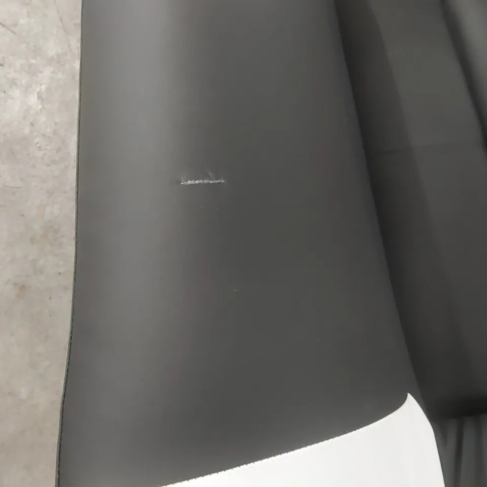 QUALITY DESIGNER HARTLE 2 - PIECE FAUX LEATHER LIVING ROOM SET