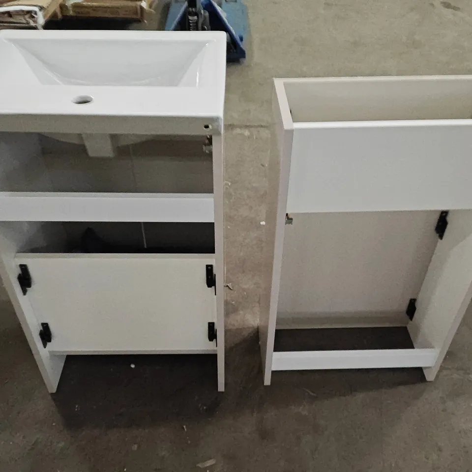 BATHROOM UNIT SET TO INCLUDE FREESTANDING BASIN UNIT, WALL MOUNTED UNIT, BACK TO WALL PAN, TOILET ROLL CABINET AND MORE IN GLOSS KASHMIR