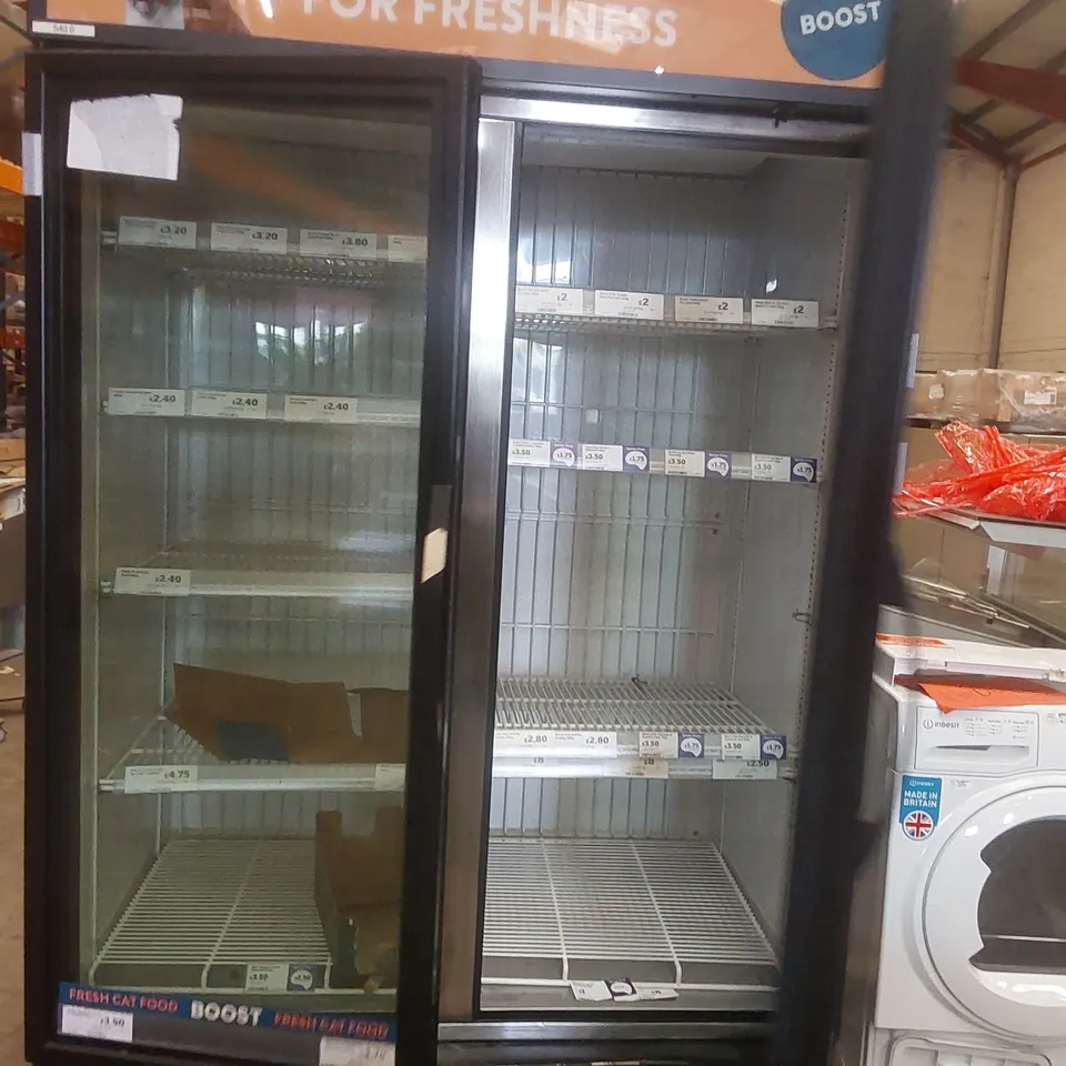 TRUE GDM-43F-HC-TSL01 TRUE UPRIGHT RETAIL MERCHANDISER FREEZER
