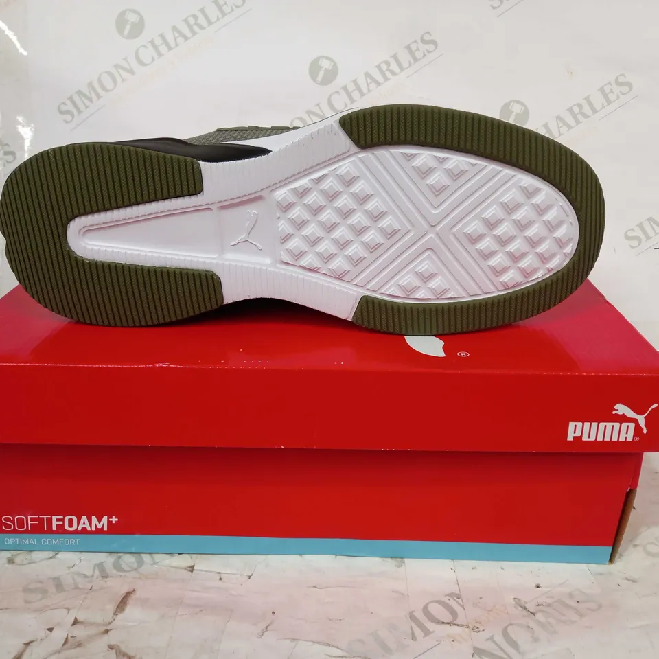 BOXED PAIR OF PUMA RETALIATE TRAINERS IN GREEN UK SIZE 10