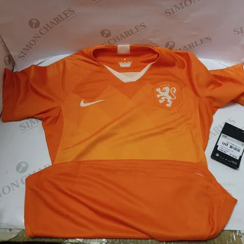 NIKE NETHERLANDS 2019 WOMENS WORLD CUP HOME KIT - XS