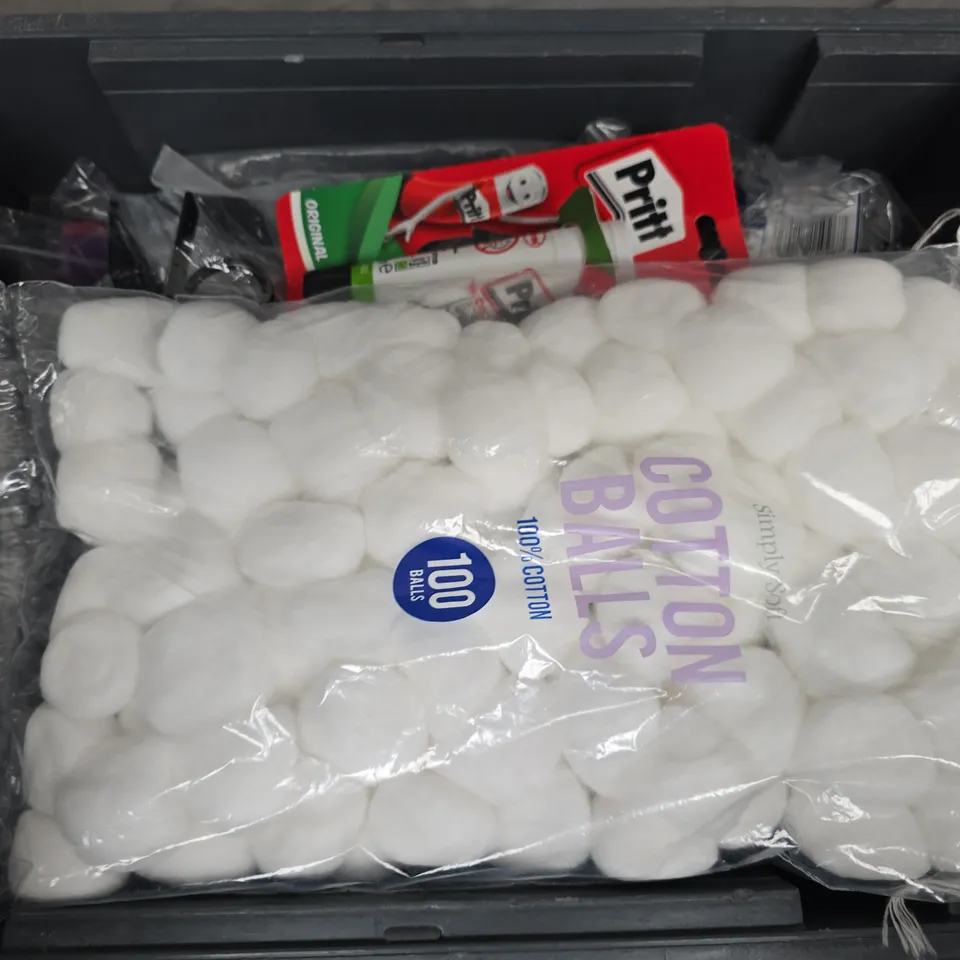 APPROXIMATELY 12 ASSORTED HOUSEHOLD ITEMS TO INCLUDE COTTON BALLS, PRITT STICK, DULUX EASY CARE BATHROOM DEWY LAEN, ETC