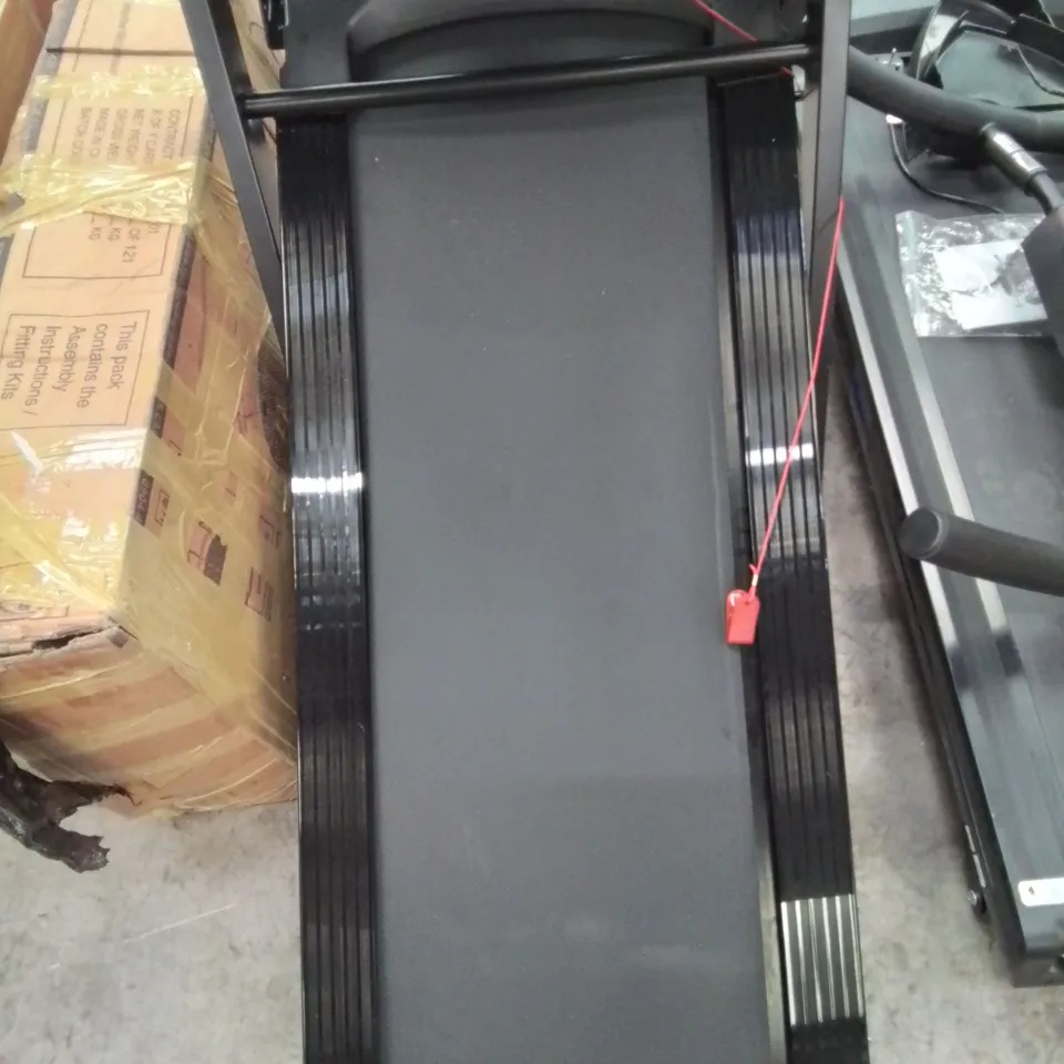 DYNAMIX T3000C MOTORISED TREADMILL WITH AUTO INCLINE 