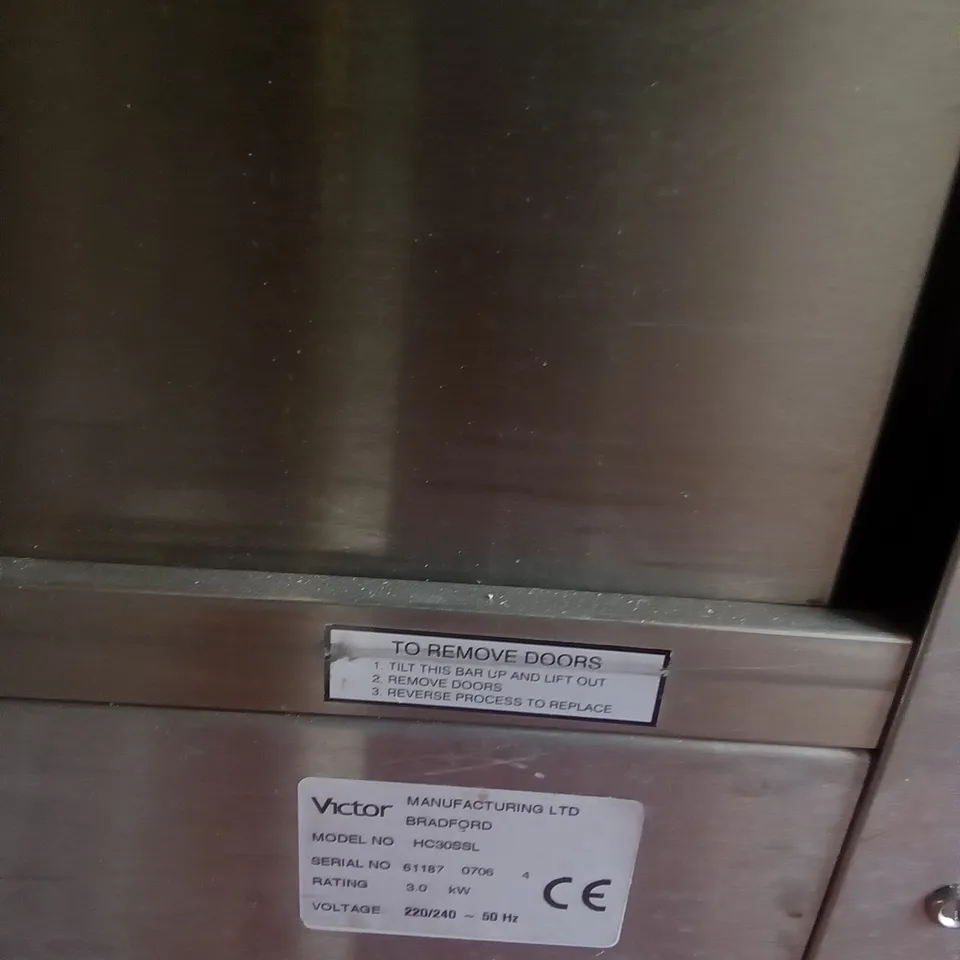 VICTOR HC30SSL COMMERCIAL HOT CUPBOARD 