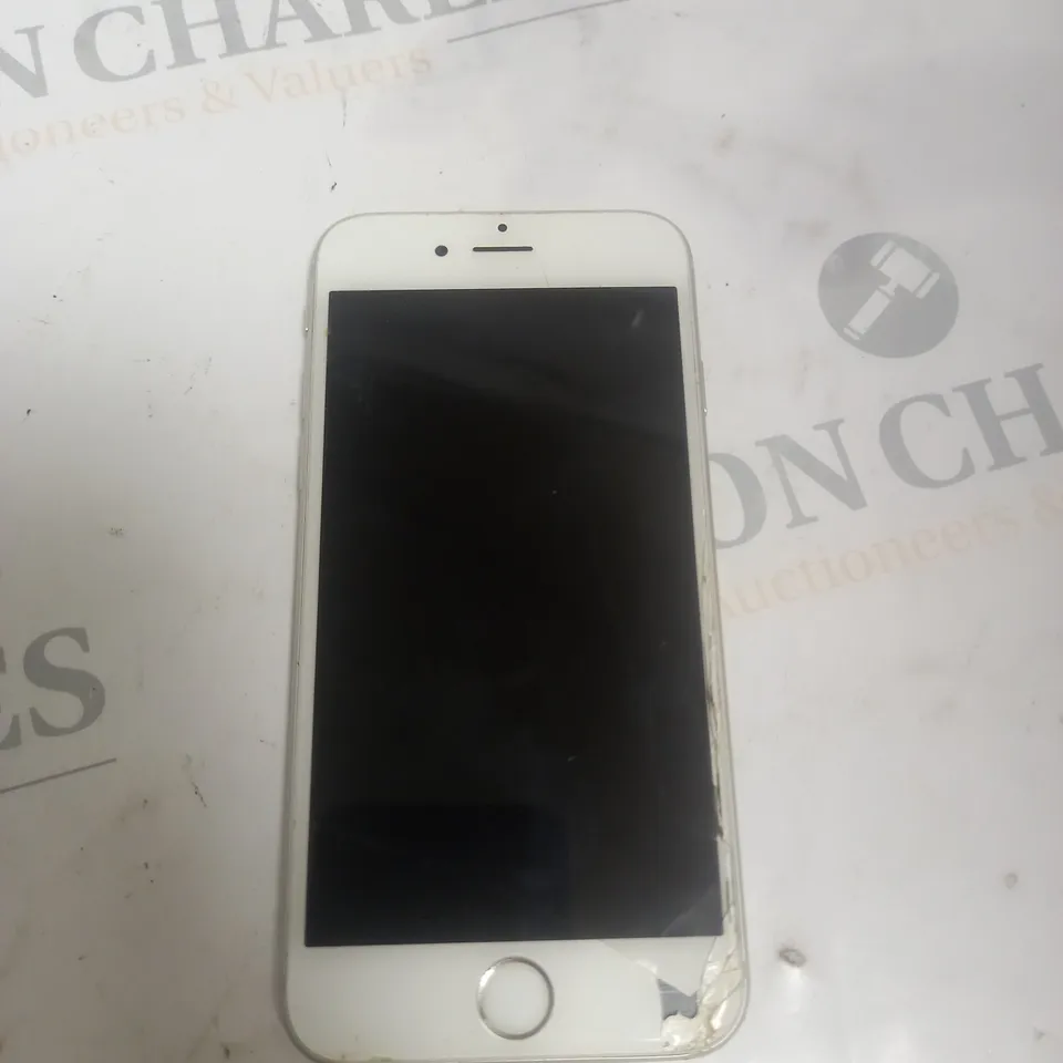 APPLE IPHONE WHITE MODEL A1688