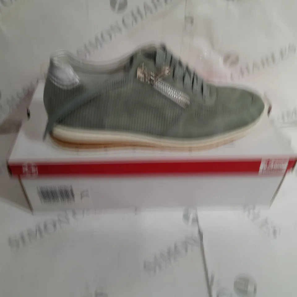 BOXED RIEKER SDE ZIPPED GREEN TRAINERS SIZE 39