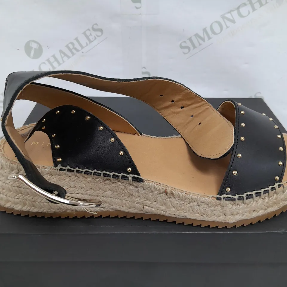 BOXED PAIR OF MINT VELVET ELOISE BLACK PLATFORM SANDALS - SIZE 40/7