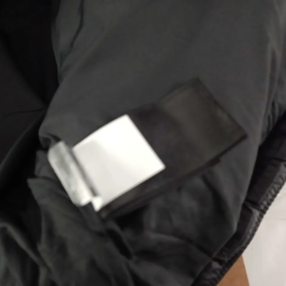 NORTH FACE HIMILAYAN SYNTH VEST IN BLACK - S