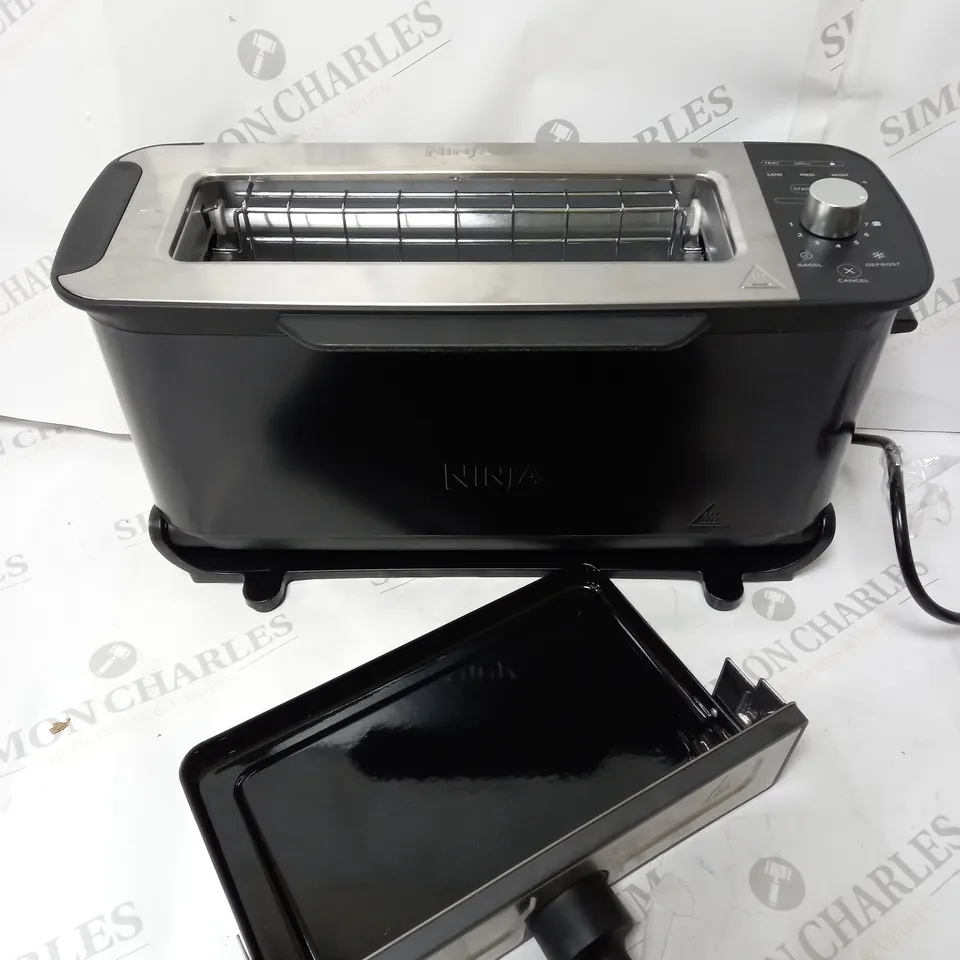 BOXED NINJA 2 IN 1 TOASTER & GRILL ST100UK