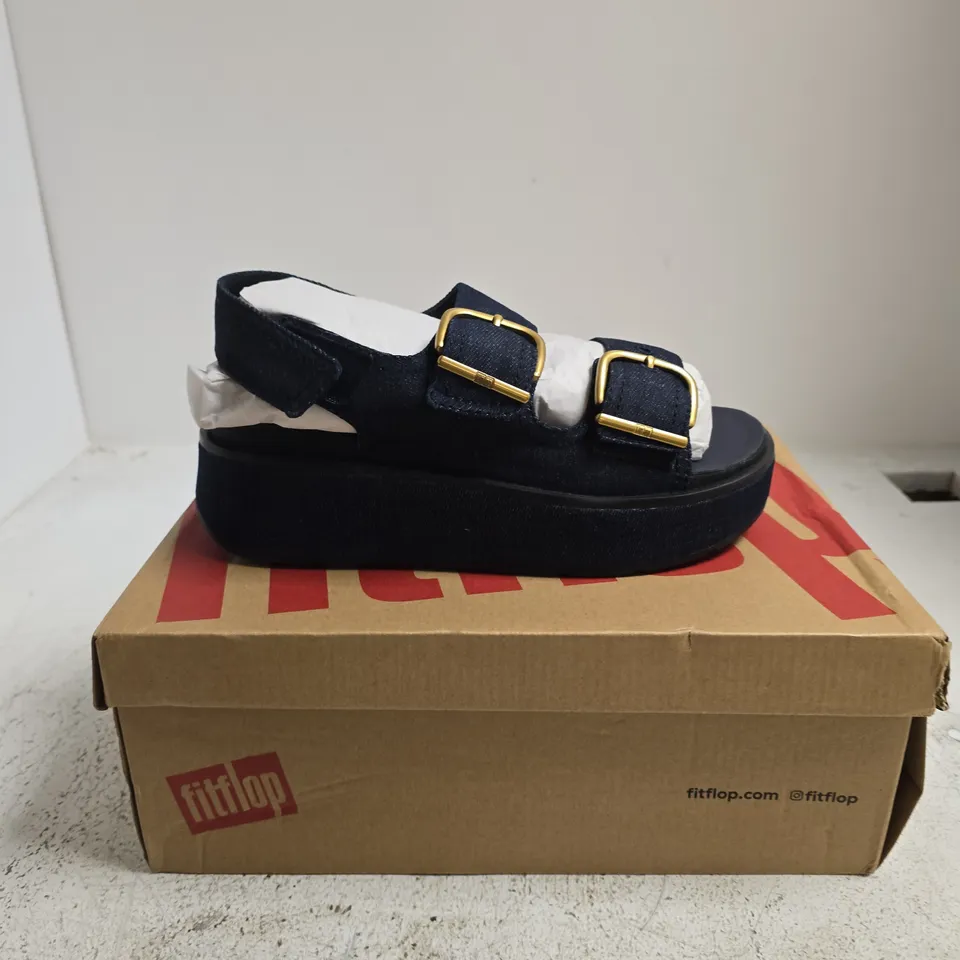 FITFLOP GEN FF MAX BUCKLE DENIM BACK-STRAP SANDALS – DARK DENIM, UK6