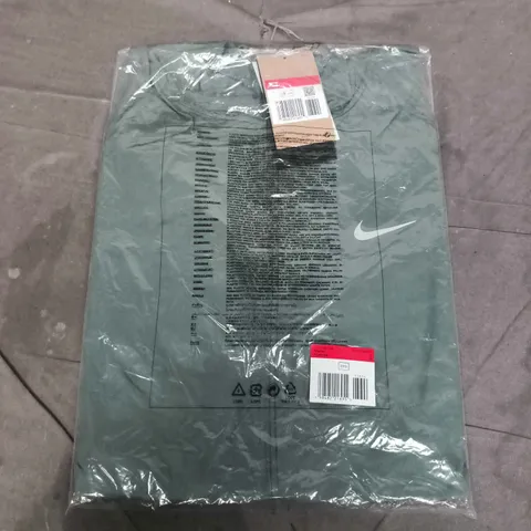 BAGGED NIKE THIN TRACKSUIT JACKET IN GREEN - LARGE