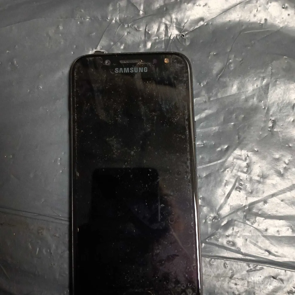 SAMSUNG GALAXY J5 IN NAVY