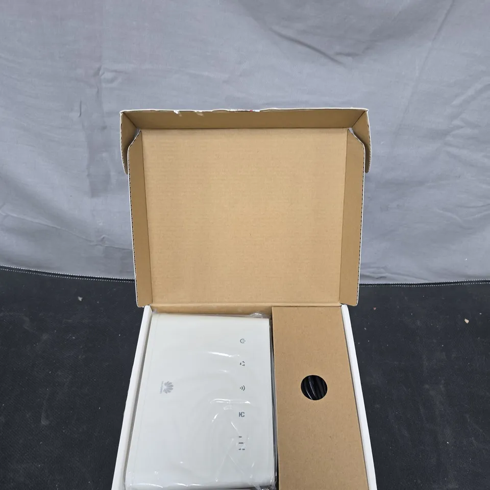HUAWEI 4G ROUTER 2 WHITE – BOXED