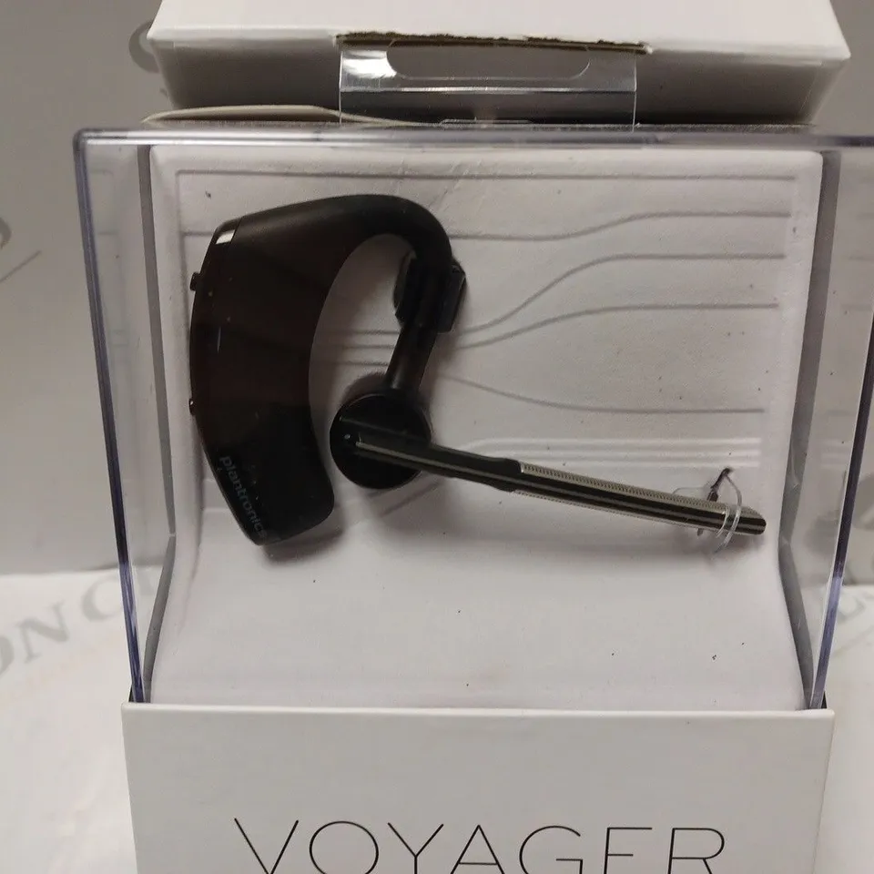 BOXED VOYAGER LEGEND HEADSET