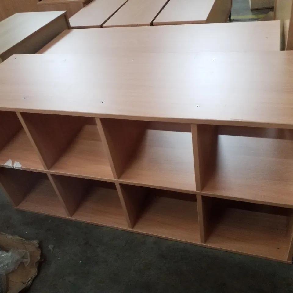 8 CUBE ROOM DIVIDER 1358×453×699MM