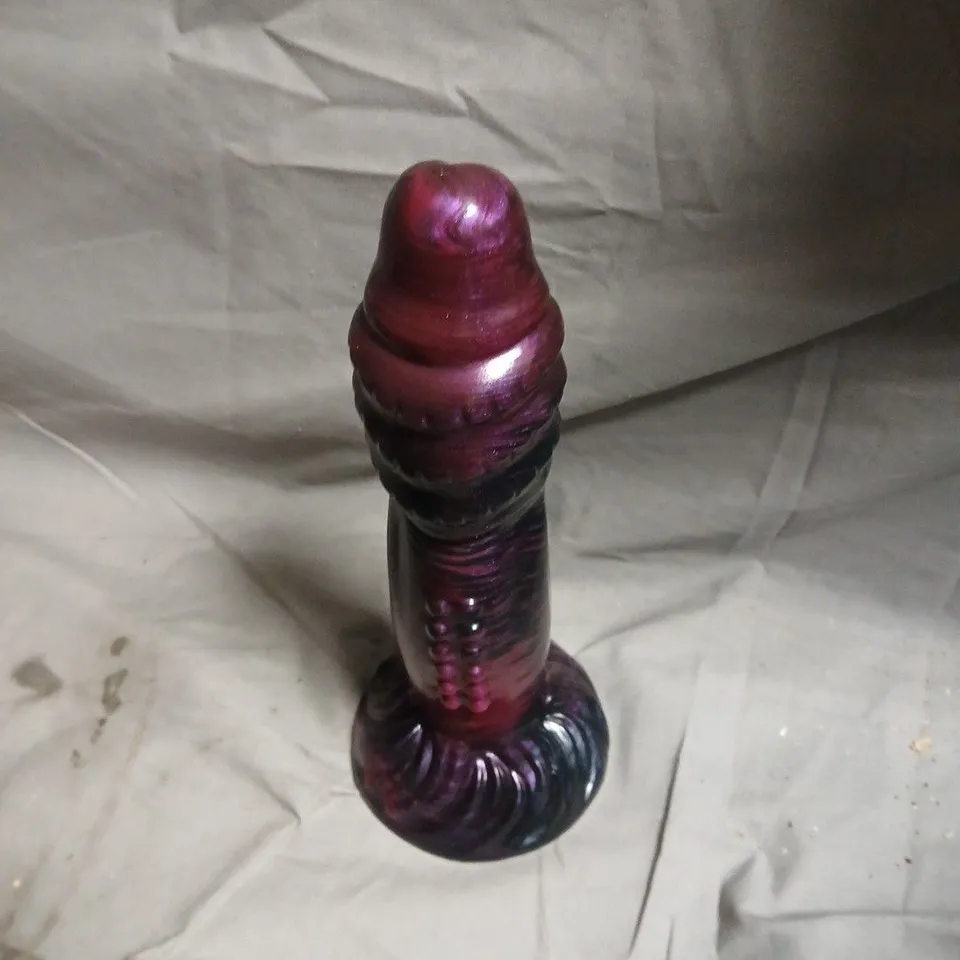 SILICONE 7" PURPLE DILDO WITH SUCTION CUP 