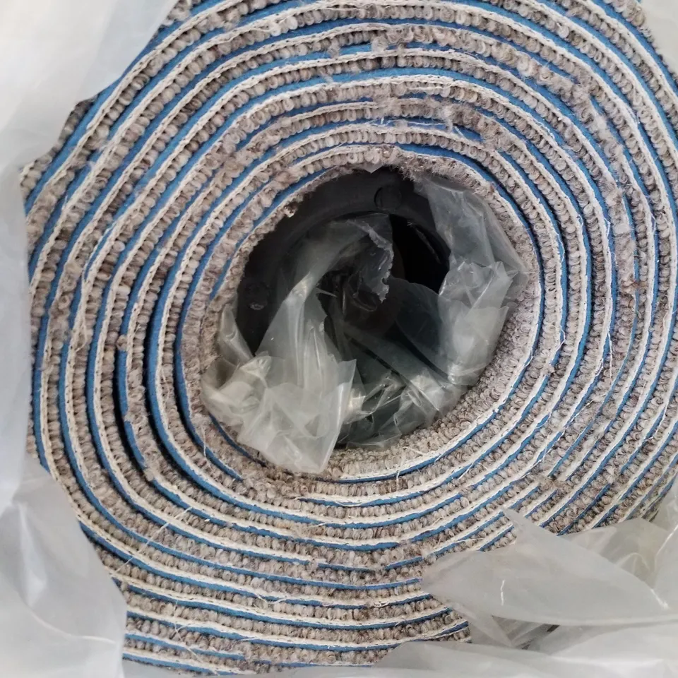 ROLL OF QUALITY B.GALA BLUE FELT 91 FIELDSTONE CARPET APPROXIMATELY 10.8×5M