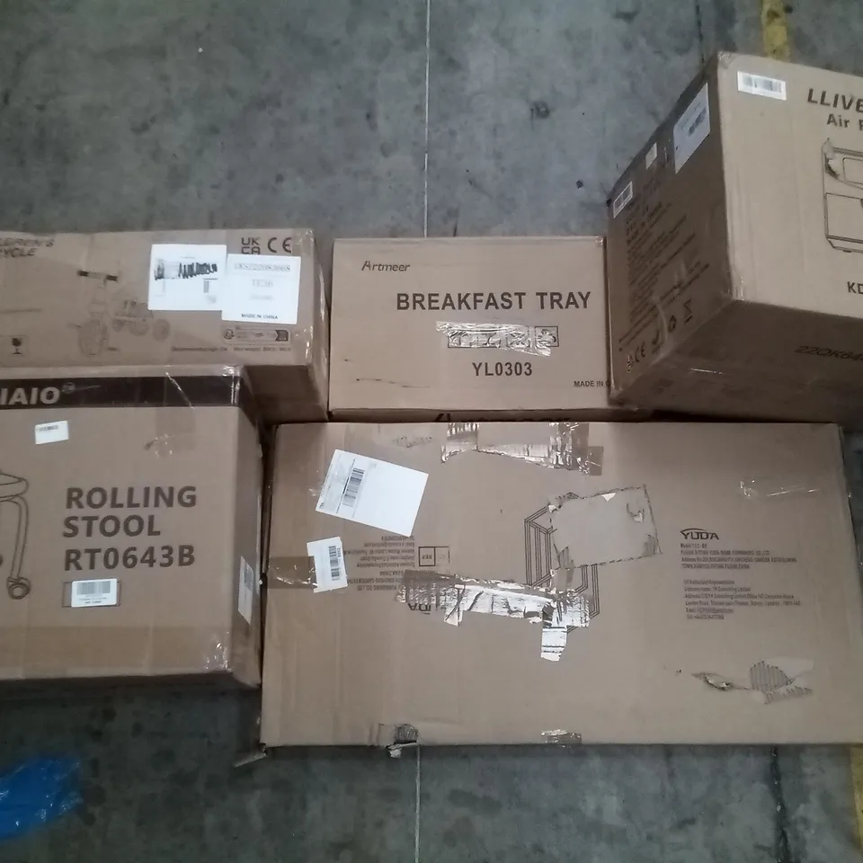 PALLET OF ASSORTED ITEMS INCLUDING ROLLING STOOL, CHILDREN'S TRICYCLE, BREAKFAST TRAY, LLIVEKIT AIR FRYER, YUDA TOWEL RACK