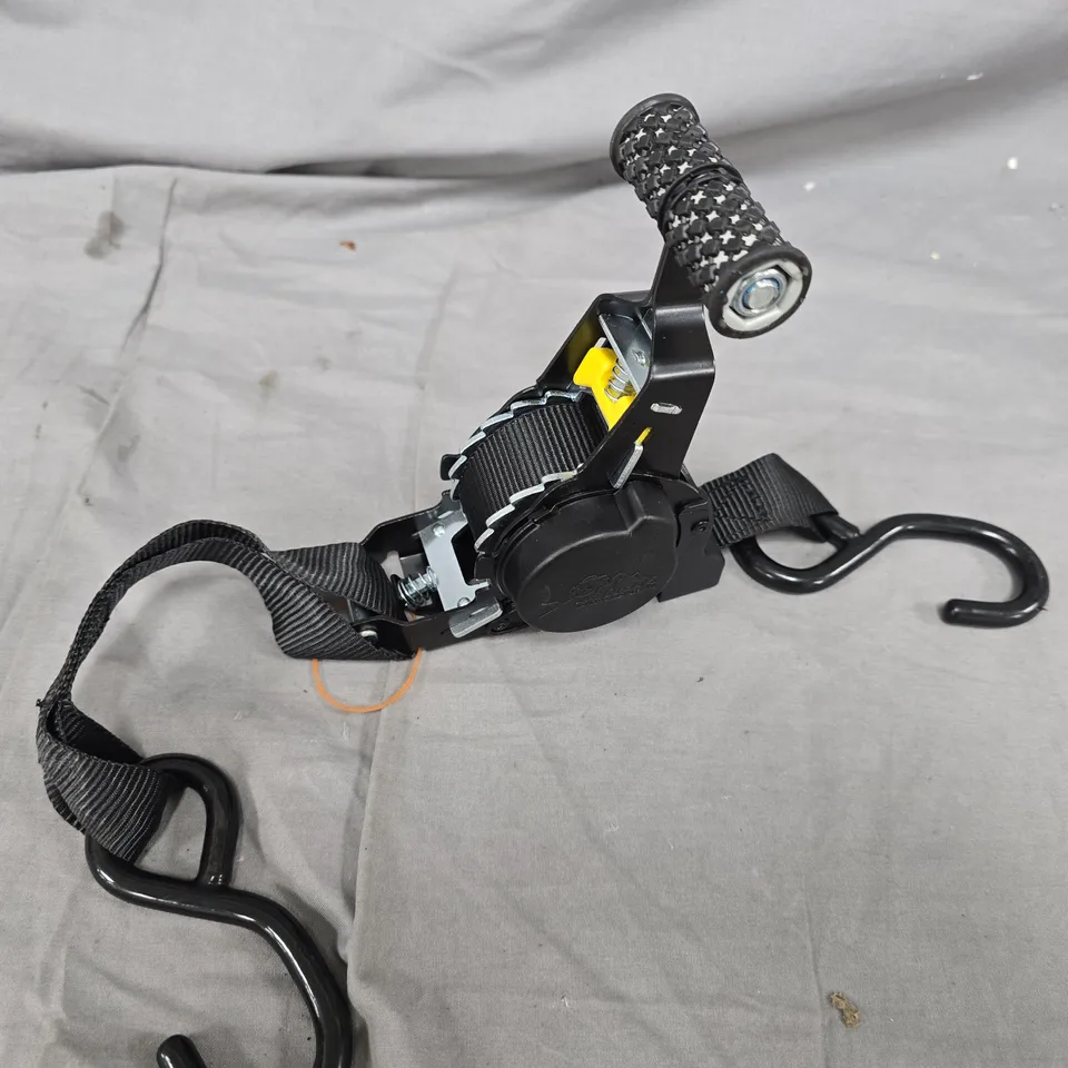 Ratchet Strap Tie-Down with Hooks – Cargo Strapping 