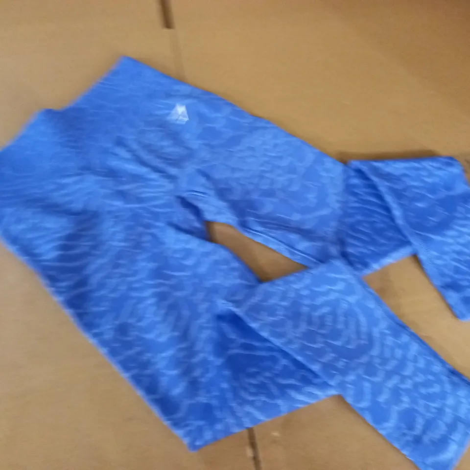 GYMSHARK BLUE PATTERNED TRAINING PANTS - S